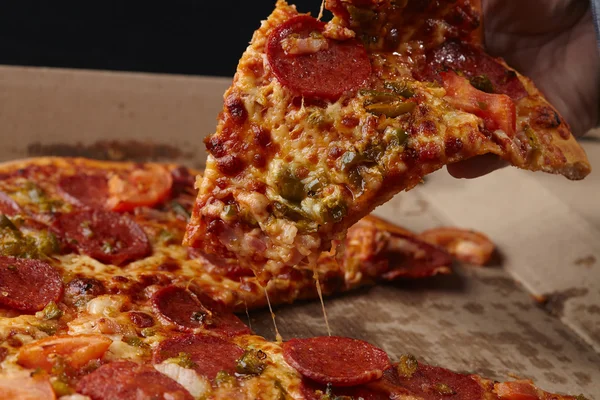 Tasty pizza with pepperoni sausage and cheese — Stock Photo, Image