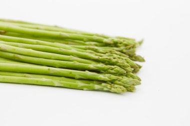 taze yeşil kuşkonmaz 