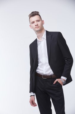 Kendine güvenen genç işadamı 