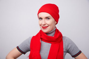 Güzel genç komik kadın.