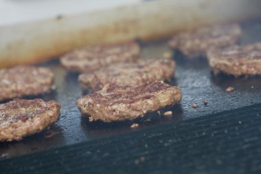 Pirzola Barbekü yemek