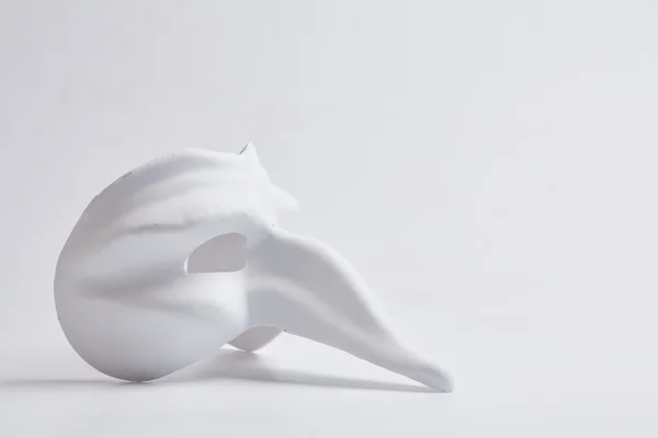 Białe maski weneckie — Zdjęcie stockowe