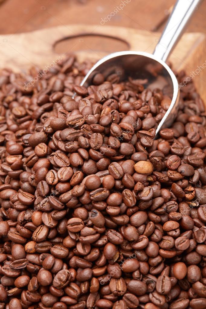 Coffee beans on platter — Stock Photo © nikolodion 112452002