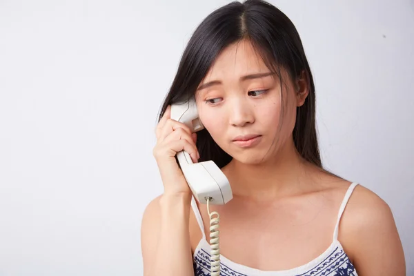 Mujer china con teléfono fijo —  Fotos de Stock