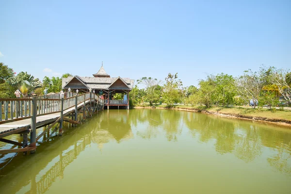 Dům na vodě v Thajsku — Stock fotografie