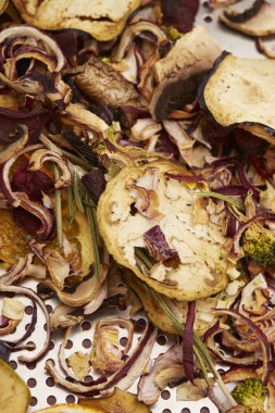 Lezzetli meyve cips karışımı