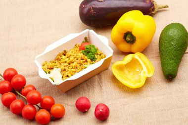 arpa ve zerdeçal ile sebze