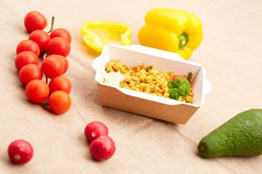 arpa ve zerdeçal ile sebze