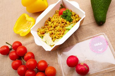 arpa ve zerdeçal ile sebze