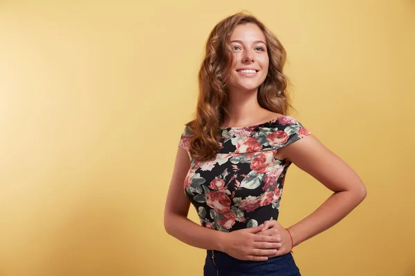 Smiling beautiful girl in dress — Stock Photo, Image