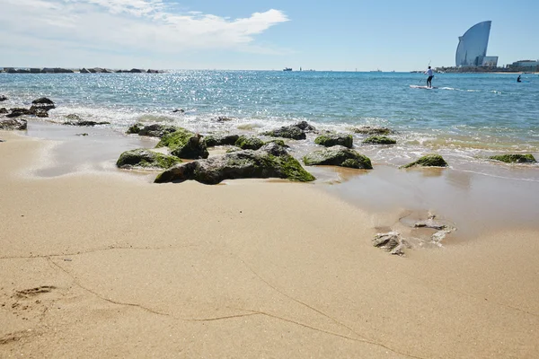 Sunny beach in Barcelona — Stock Photo, Image