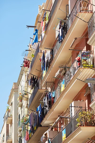 Street och arkitektur i Barcelona — Stockfoto