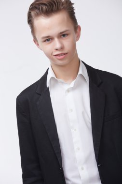 Kendine güvenen genç işadamı 