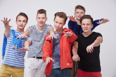 Eşofman birlikte genç erkeklerde