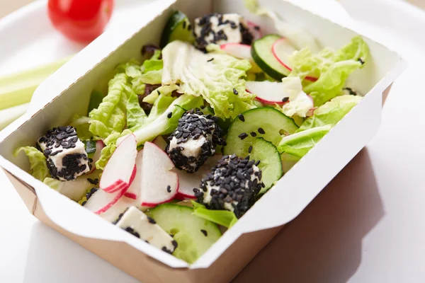 turp, salatalık ve peynir salatası