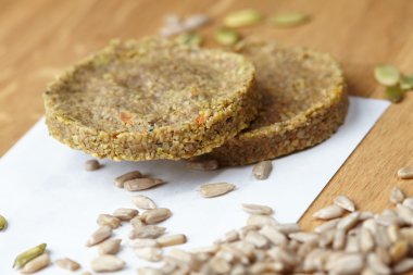 sağlıklı beslenme granola, tohum