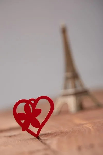 Eiffel Tower and heart — Stock Photo, Image