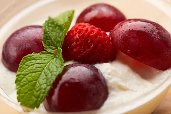 Healthy food curd dessert — Stock Photo, Image