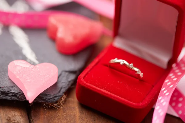 Anillo de oro San Valentín — Foto de Stock