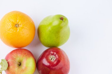 çeşitli taze çiğ meyve