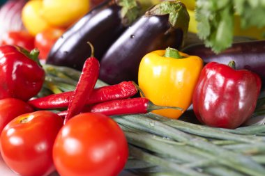 Tabakta taze sebzeler