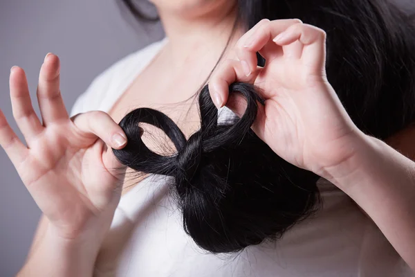 Feminino morena cabelo — Fotografia de Stock