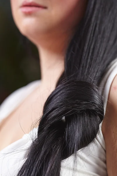 Pelo morena femenina — Foto de Stock