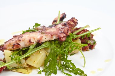 Ahtapot patates, roka