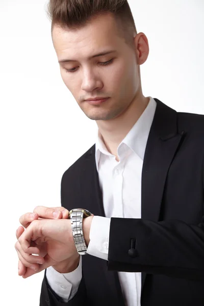 Hombre de negocios mirando el reloj —  Fotos de Stock