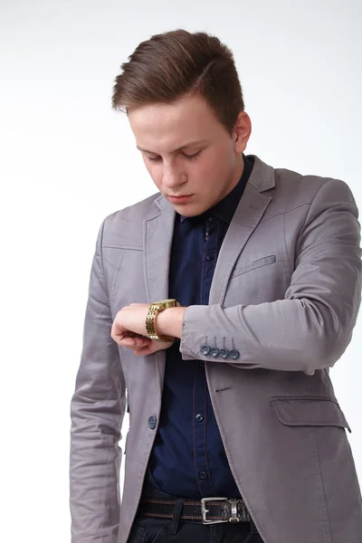 Zakenman kijken horloge — Stockfoto