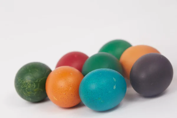 Oeufs de Pâques peints colorés — Photo