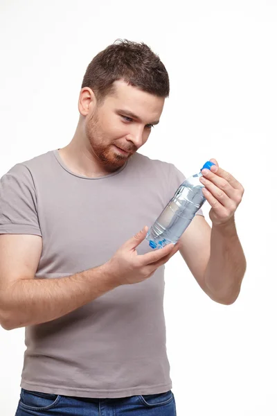 Mann mit Flasche Wasser — Stockfoto