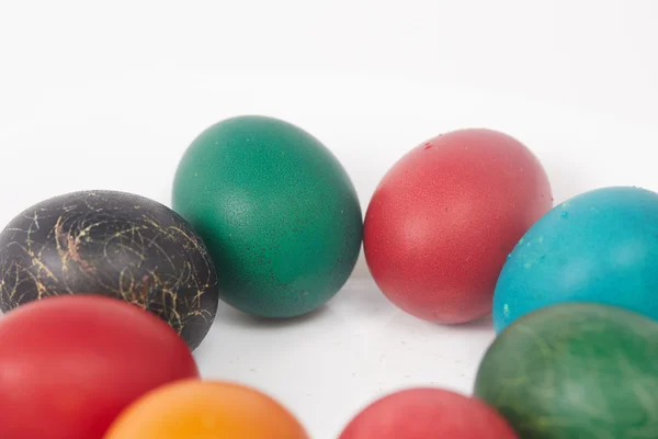 Oeufs de Pâques peints colorés — Photo