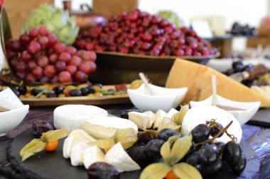 Açık büfe yemeklerin hazırlanması