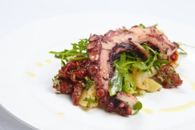 Ahtapot patates, roka