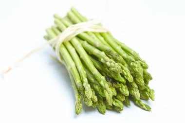 taze yeşil kuşkonmaz