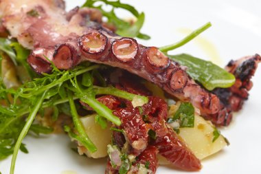 Ahtapot patates, roka