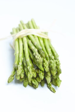 taze yeşil kuşkonmaz