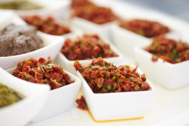 Soslar ve aperatifler büfe