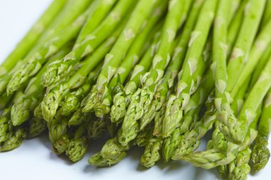 taze yeşil kuşkonmaz