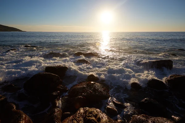 Por do sol sobre o mar na África do Sul — Fotografia de Stock