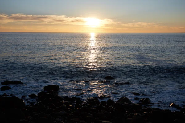 Por do sol sobre o mar na África do Sul — Fotografia de Stock