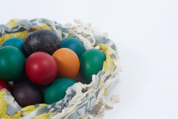 Œufs de Pâques pliés en tissu — Photo