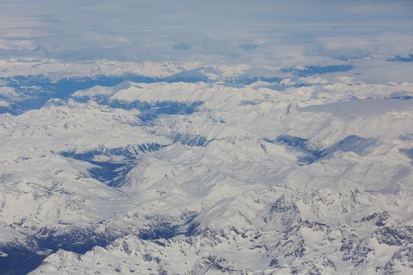 Vista de avião para montanhas — Fotografia de Stock