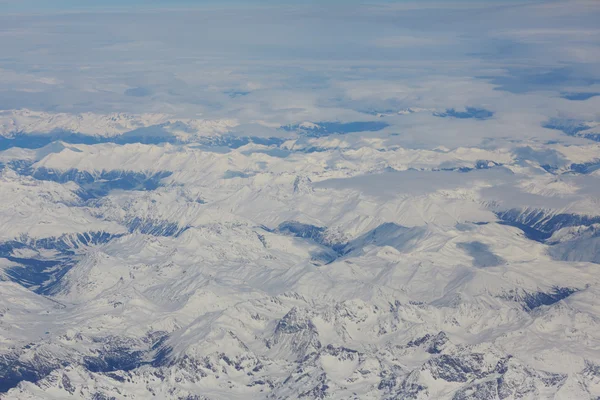 Vista de avião para montanhas — Fotografia de Stock