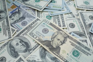 banknot 20 ve 100 USD