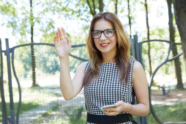 güzel bir kadın ile telefon