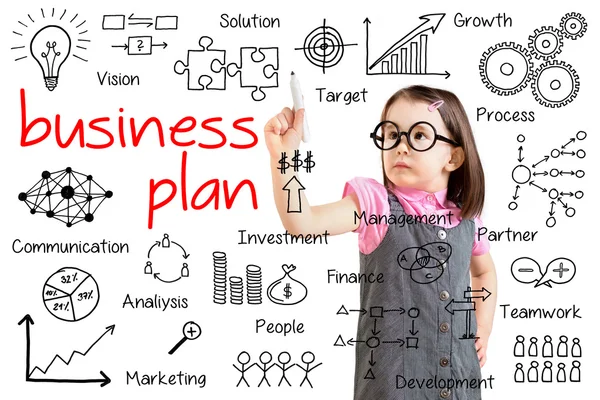 Симпатичная маленькая девочка в деловом платье и пишет концепцию бизнес-плана. Белый фон . — стоковое фото