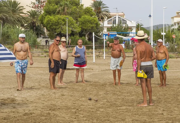 The conquest of unrated games bocce among families Alcossebre, re — Stock Photo, Image