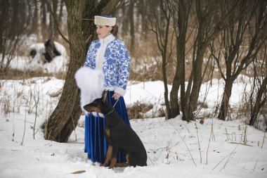 güzel bir kız ile bir köpek